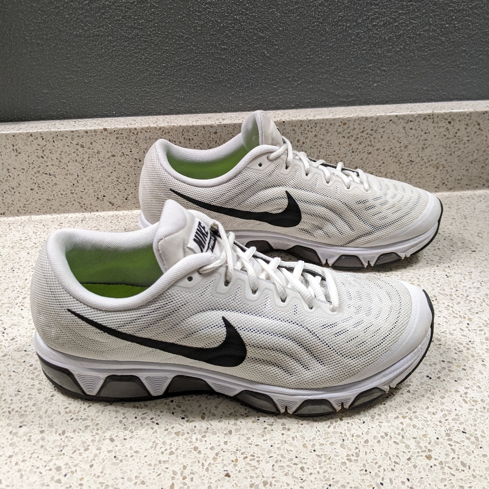 Nike tailwind 6